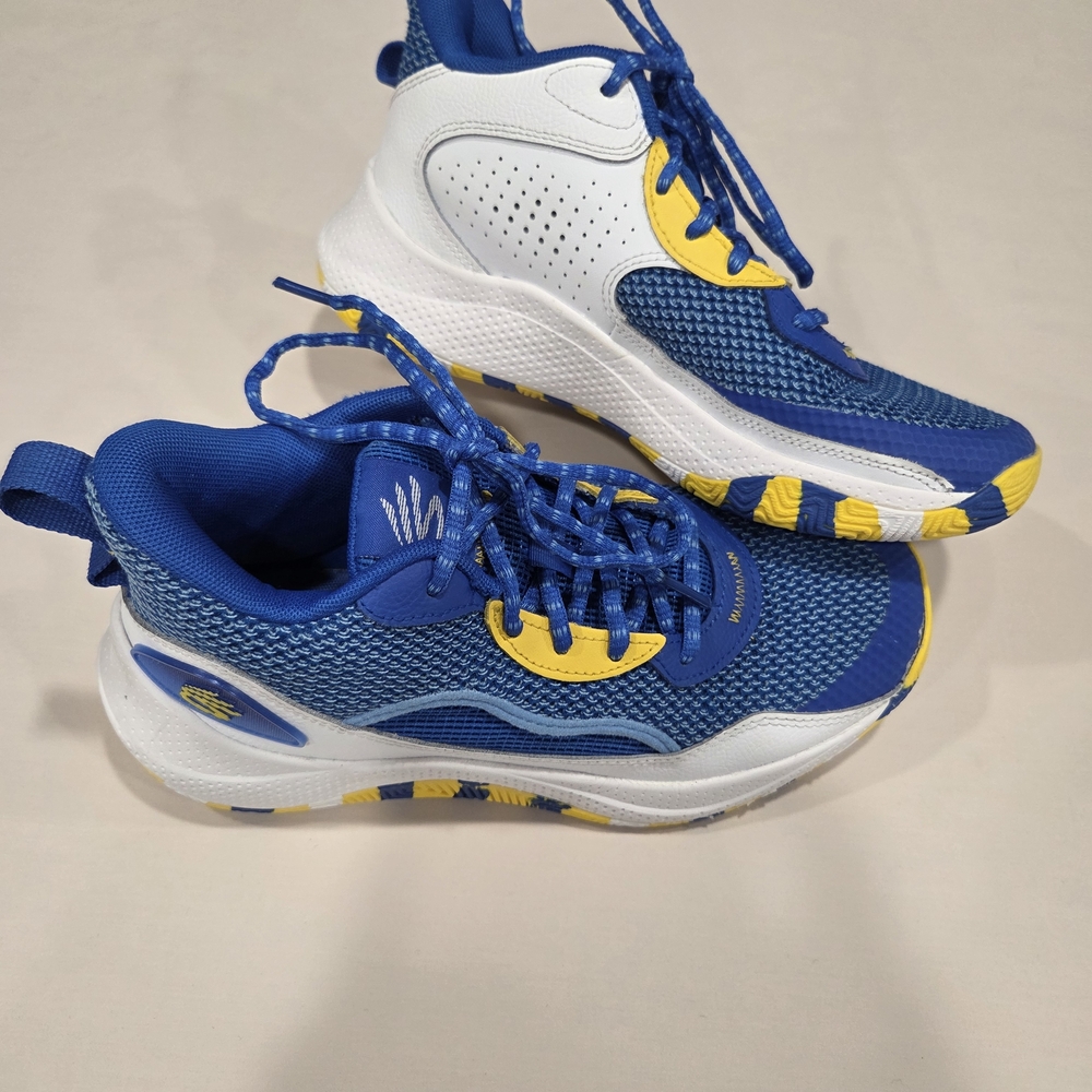 Under Armour Curry 3Z 24 Basketball Shoes Size 6.5Y (Youth)